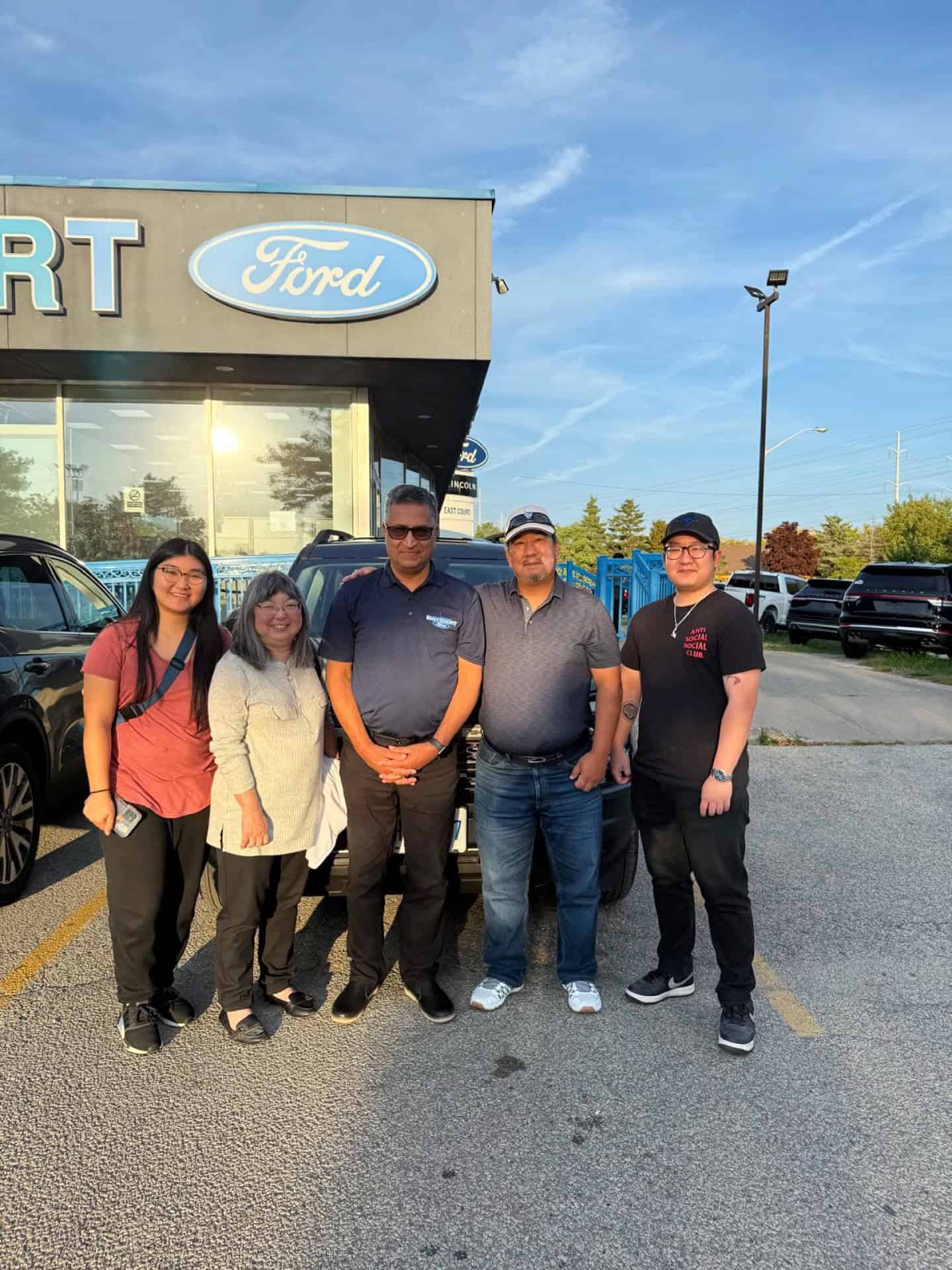 ✨ A huge congratulations to our amazing customer on their brand-new 2025 Ford Bronco Sport! 🙏🚙
Thank you for choosing East Court Ford Lincoln, Canada’s #1 Ford Dealership, and home to the largest Ford inventory in the country.
📍 Looking for your dream car? Visit us at East Court Ford Lincoln in Toronto and discover why thousands trust us for their Ford and Lincoln needs.
📞 Call us today or stop by to meet our friendly team – your perfect Ford is waiting for you! 🚗💨
#EastCourtFordLincoln #broncosport #FordCanada  #broncos #CustomerAppreciation